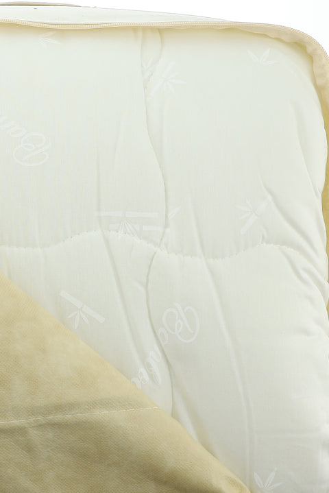White Double Bamboo Duvet (195x215)