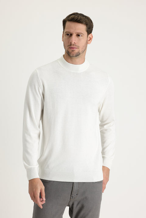 Off-white Semi-Turtleneck Regular Fit Knitted Sweater