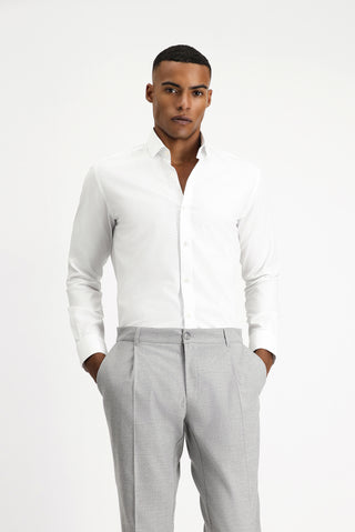 Beyaz Uzun Kol Slim Fit Dar Kesim Non Iron Desenli Klasik Pamuk Gömlek