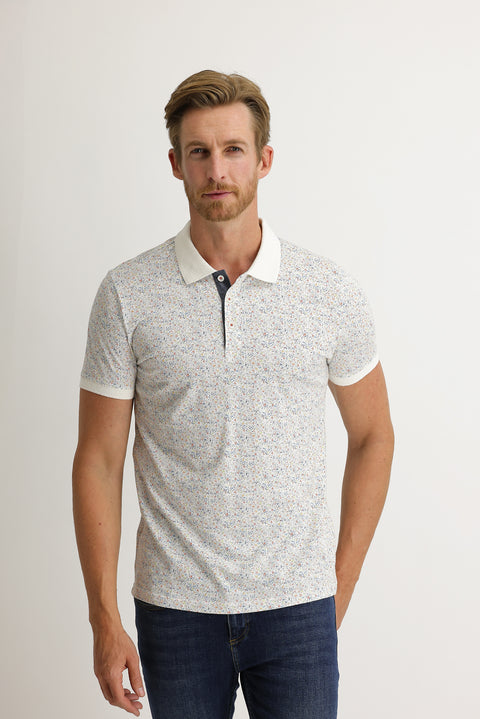 Beyaz Polo Yaka Slim Fit Dar Kesim Desenli Pamuk Tişört