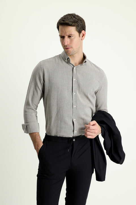 Açık Kahve Uzun Kol Slim Fit Dar Kesim Keten Görünümlü Pamuk Spor Düğmeli Yaka Gömlek