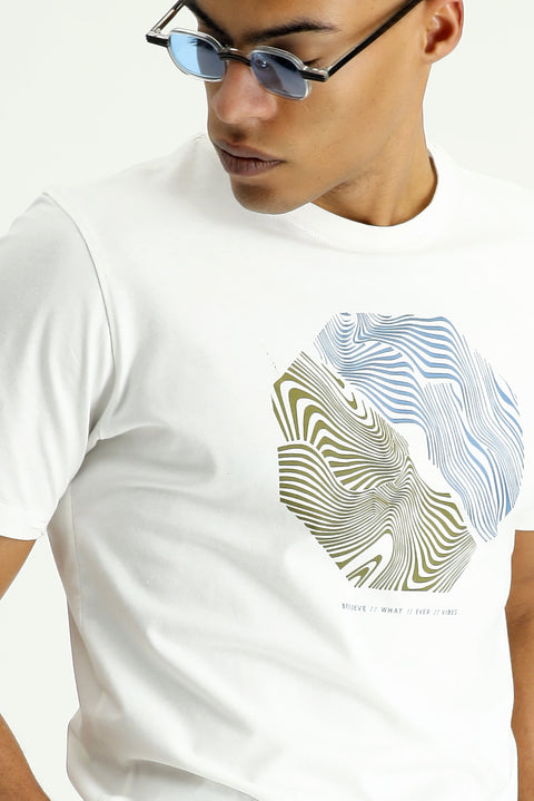 Off-white crew neck slim fit printed cotton t-shirt.