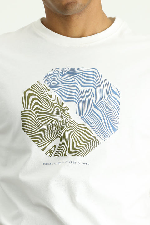 Off-white crew neck slim fit printed cotton t-shirt.
