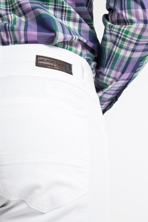 White Slim Fit Narrow Cut WB PLAIN SLIM PANTS with Lycra