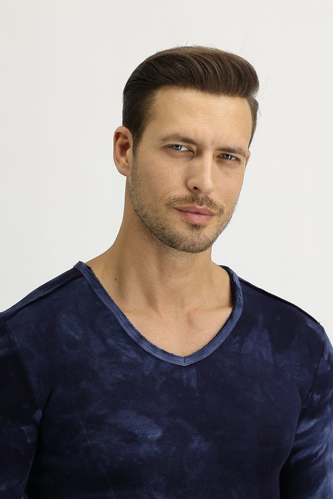 Navy Blue V-Neck Batik Patterned Sweatshirt