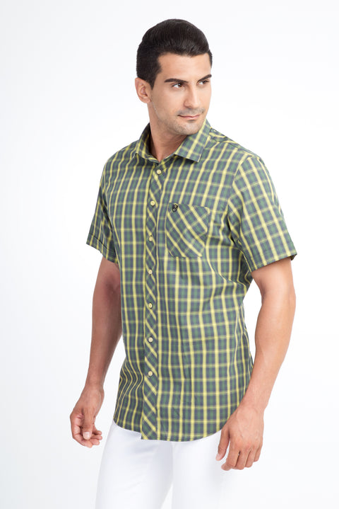 Light Green Short-Sleeve Plaid Classic Cotton Shirt