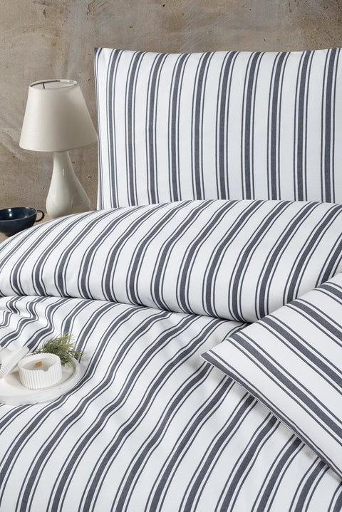 Hera Cotton Duvet Cover Set in Off-White Double Size