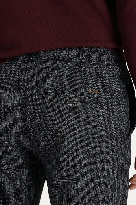 Black 7 Drop Slim Fit Narrow Cut Lycra Canvas / Chino Pants