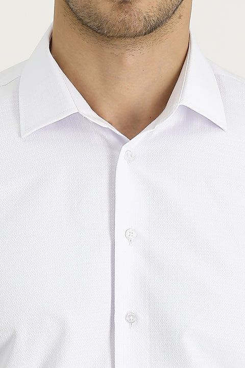 Beyaz Uzun Kol Slim Fit Dar Kesim Klasik Desenli Pamuklu Kolay Ütülenebilir Gömlek