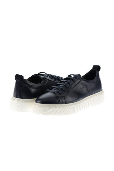 Medium Navy Sneaker Shoes