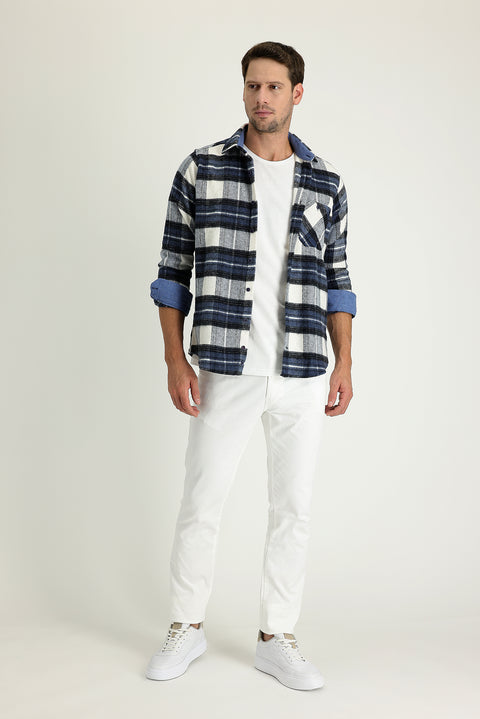 White Regular Fit Standard Cut Lycra Canvas / Chino Trousers