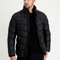 Siyah Slim Fit Dar Kesim Kapüşonlu Kapitone Mont