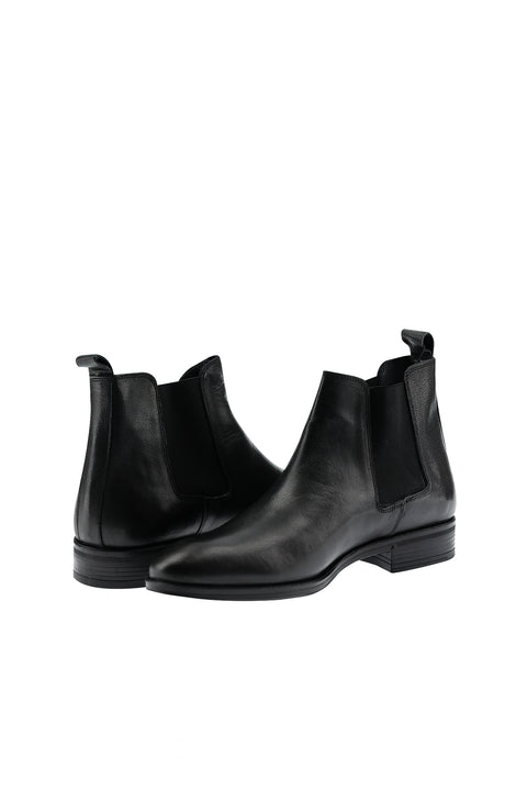 Black Leather Boots