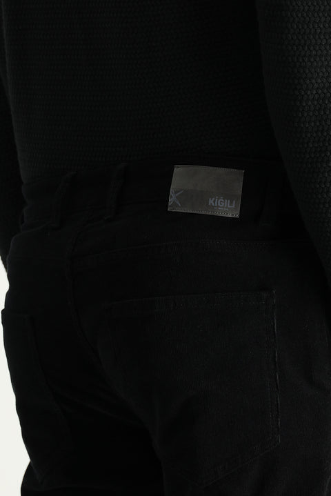 Siyah Regular Fit Standart Kesim Likralı Kadife Pantolon