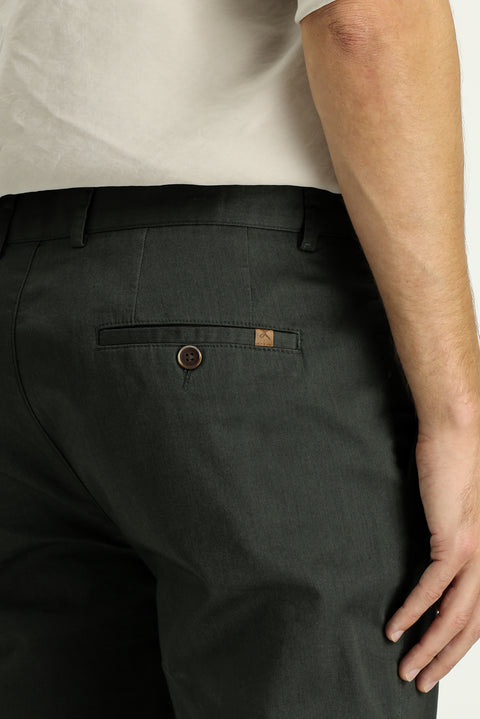 Dark Haki Regular Fit Standard Cut Lycra Canvas / Chino Trousers