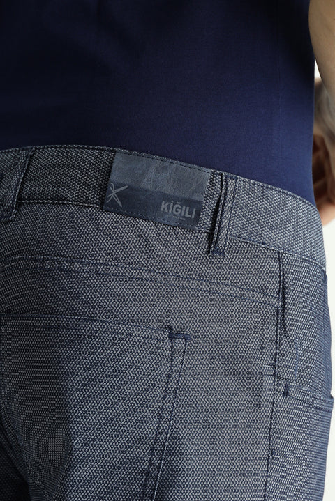 Medium Navy Regular Fit Standard Cut Patterned Lycra Canvas / Chino Trousers