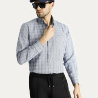 Light Blue Long Sleeve Regular Fit Plaid Cotton Easy-Iron Button-Down Collar Shirt