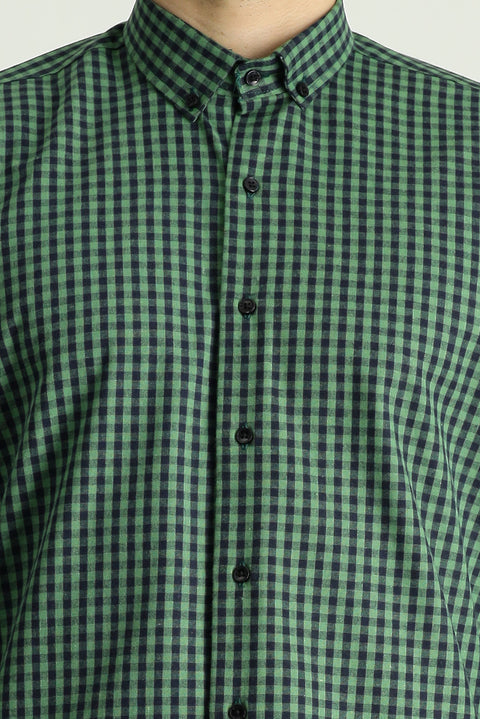 Dark Green Long Sleeve Regular Fit Lumberjack Plaid Cotton Easy-Iron Button-Down Shirt