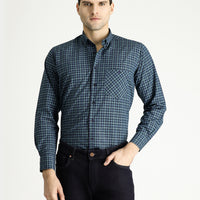 Dark Green Long Sleeve Regular Fit Button-Down Collar Cotton Easy-Iron Plaid Shirt