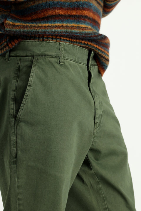 Dark Haki Regular Fit Standard Cut Lycra Canvas / Chino Trousers