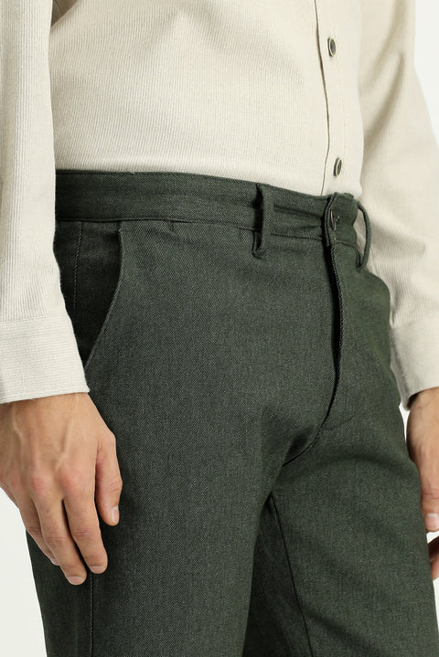 Dark Green Regular Fit Standard Cut Lycra Canvas / Chino Trousers