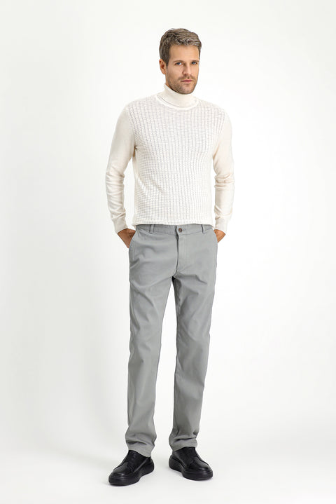 Medium Gray Regular Fit Standard Cut Patterned Lycra Canvas / Chino Trousers