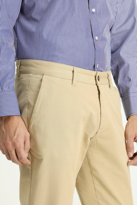 Mid-Beige Regular Fit Standard Cut Stretch Canvas / Chino Trousers