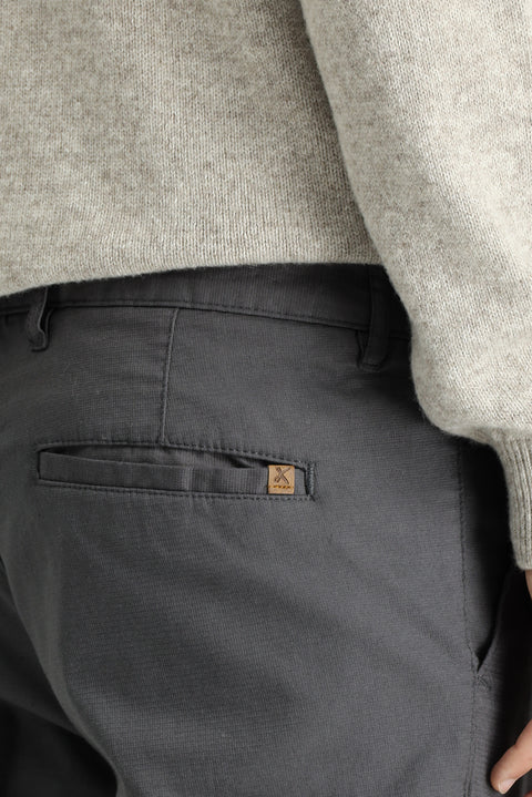 Medium Gray Regular Fit Standard Cut Patterned Lycra Canvas / Chino Trousers