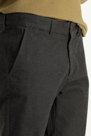  Koyu Kahve Regular Fit Standart Kesim Likralı Desenli Kanvas / Chino Pantolon