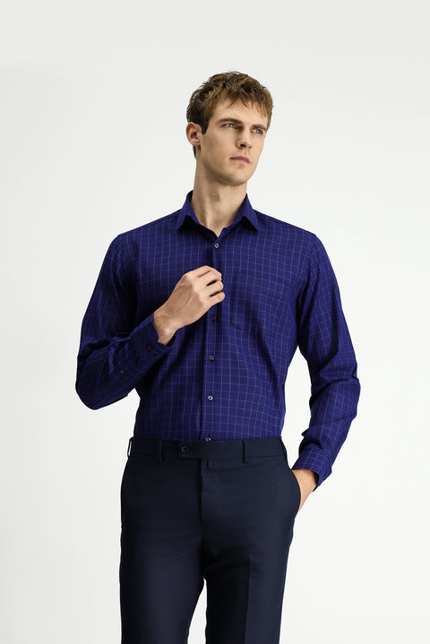 Medium Navy Long Sleeve Classic Pocketed Plaid Cotton Shirt