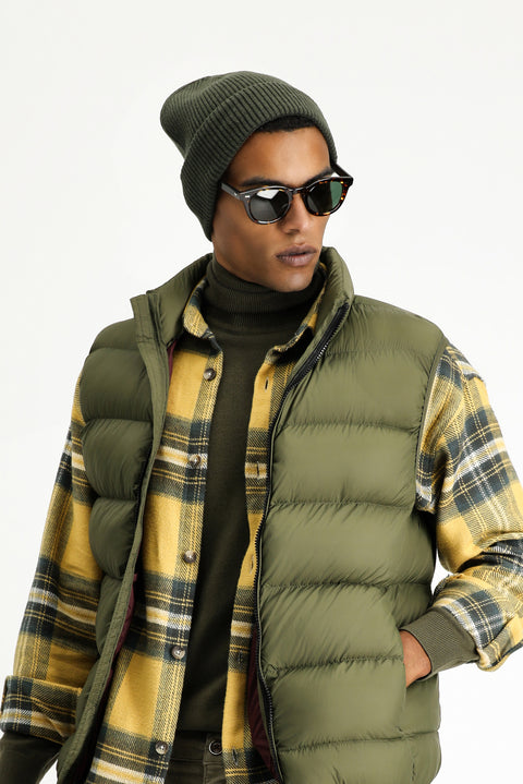 Medium Khaki Quilted Sports Padded Vest with Bag