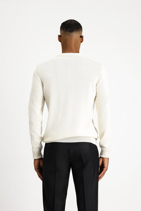 Off-white polo shirt, regular fit, zippered, patterned cotton knit sweater.