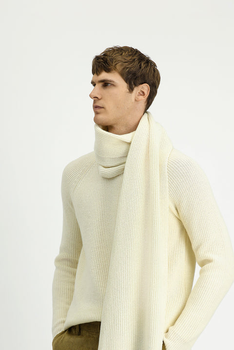 Off-white crew neck regular fit wool knit sweater