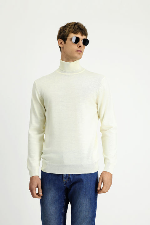Off-white Turtleneck Regular Fit Warm Wool Knit Sweater