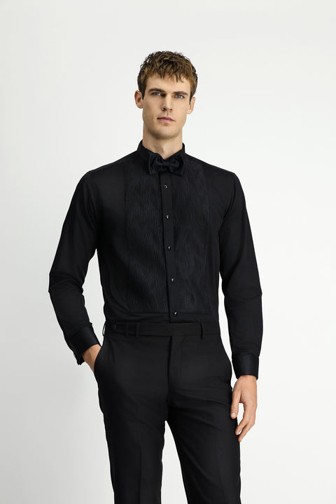 Siyah Ata Yaka Slim Fit Dar Kesim Piliseli Saten Pamuklu Kolay Ütülenebilir Gömlek