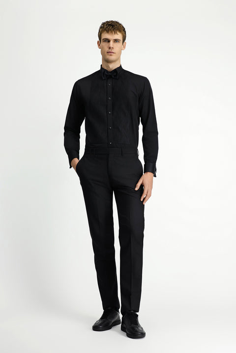 Siyah Ata Yaka Slim Fit Dar Kesim Piliseli Saten Pamuklu Kolay Ütülenebilir Gömlek