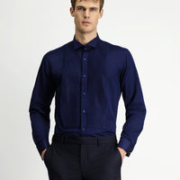 Koyu Lacivert Ata Yaka Slim Fit Dar Kesim Piliseli Saten Pamuklu Kolay Ütülenebilir Gömlek