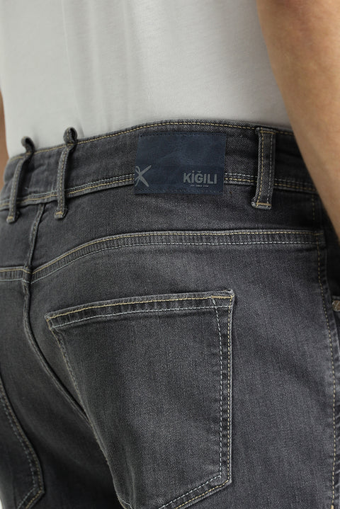 Mid Smoke Regular Fit Standard Cut Lycra Denim Pants