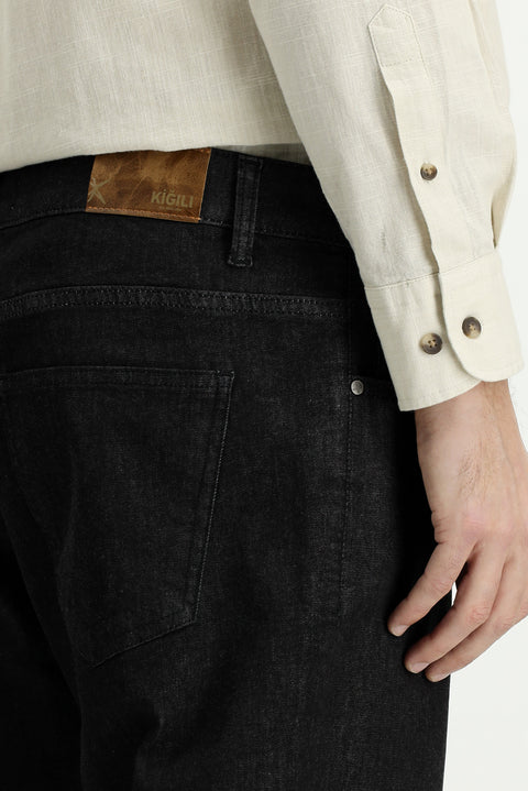 Black Regular Fit Standard Cut Lycra Denim Pants
