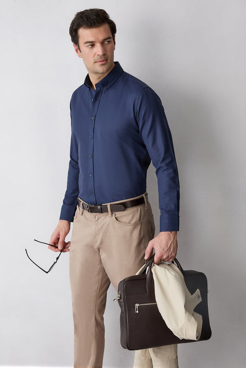 Koyu Lacivert Uzun Kol Slim Fit Düğmeli Yaka Pamuklu Kolay Ütülenebilir 4 Mevsim Oxford Gömlek