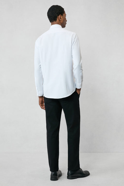 Beyaz Uzun Kol Slim Fit Klasik Yaka Pamuklu Kolay Ütülenebilir Oxford 4 Mevsim Gömlek
