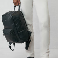 Siyah Sırt Çantası