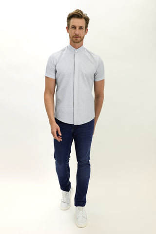  Orta Bej Kısa Kol Slim Fit Dar Kesim Desenli Hakim Yaka Pamuk Gömlek