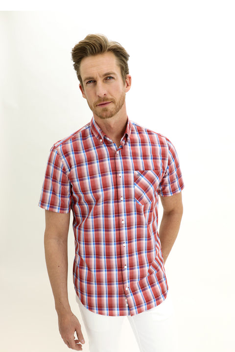 Light Red Short Sleeve Regular Fit Plaid Shirt