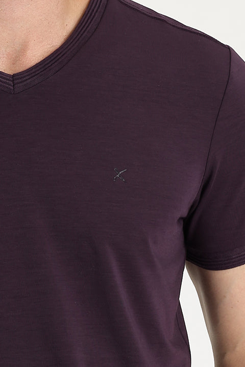 Plum-colored V-neck Slim Fit Embroidered T-shirt
