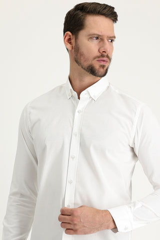  Beyaz Uzun Kol Slim Fit Dar Kesim Oxford Pamuk Düğmeli Yaka Gömlek