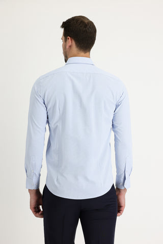  Uçuk Mavi Uzun Kol Slim Fit Dar Kesim Klasik Pamuklu Kolay Ütülenebilir Gömlek