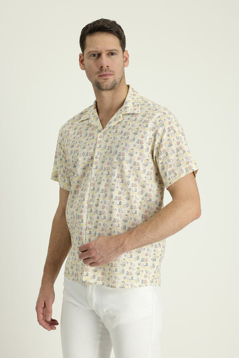 Off-white short-sleeved relaxed fit printed sports shirt.