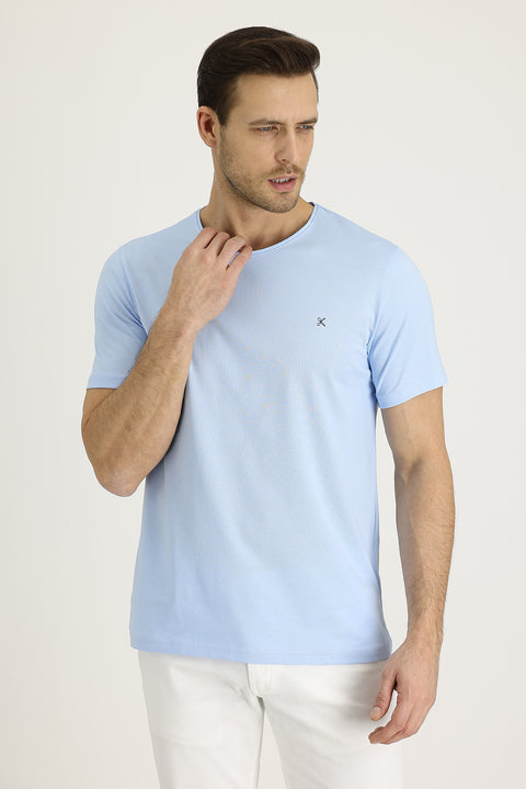 Uçuk Mavi Bisiklet Yaka Slim Fit Dar Kesim Nakışlı Tişört