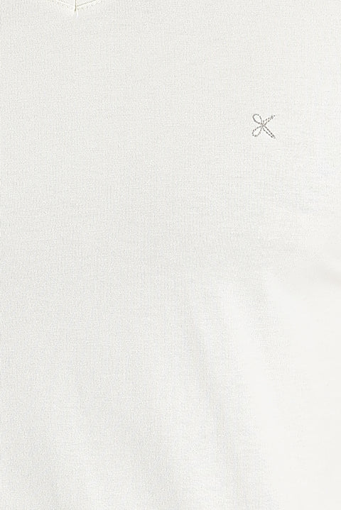 Off-white V-neck slim fit embroidered t-shirt.